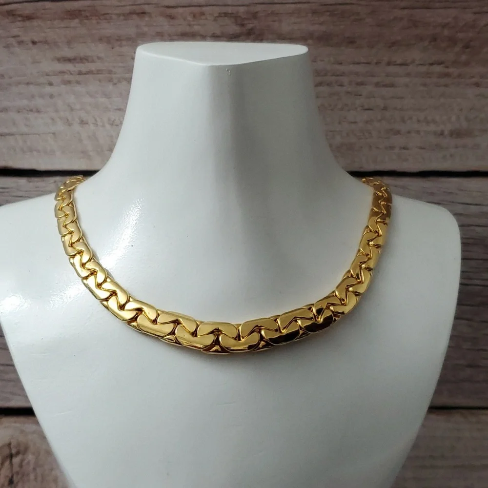 18K Gold Italian Plated Charming Necklace - Picture 3 of 7